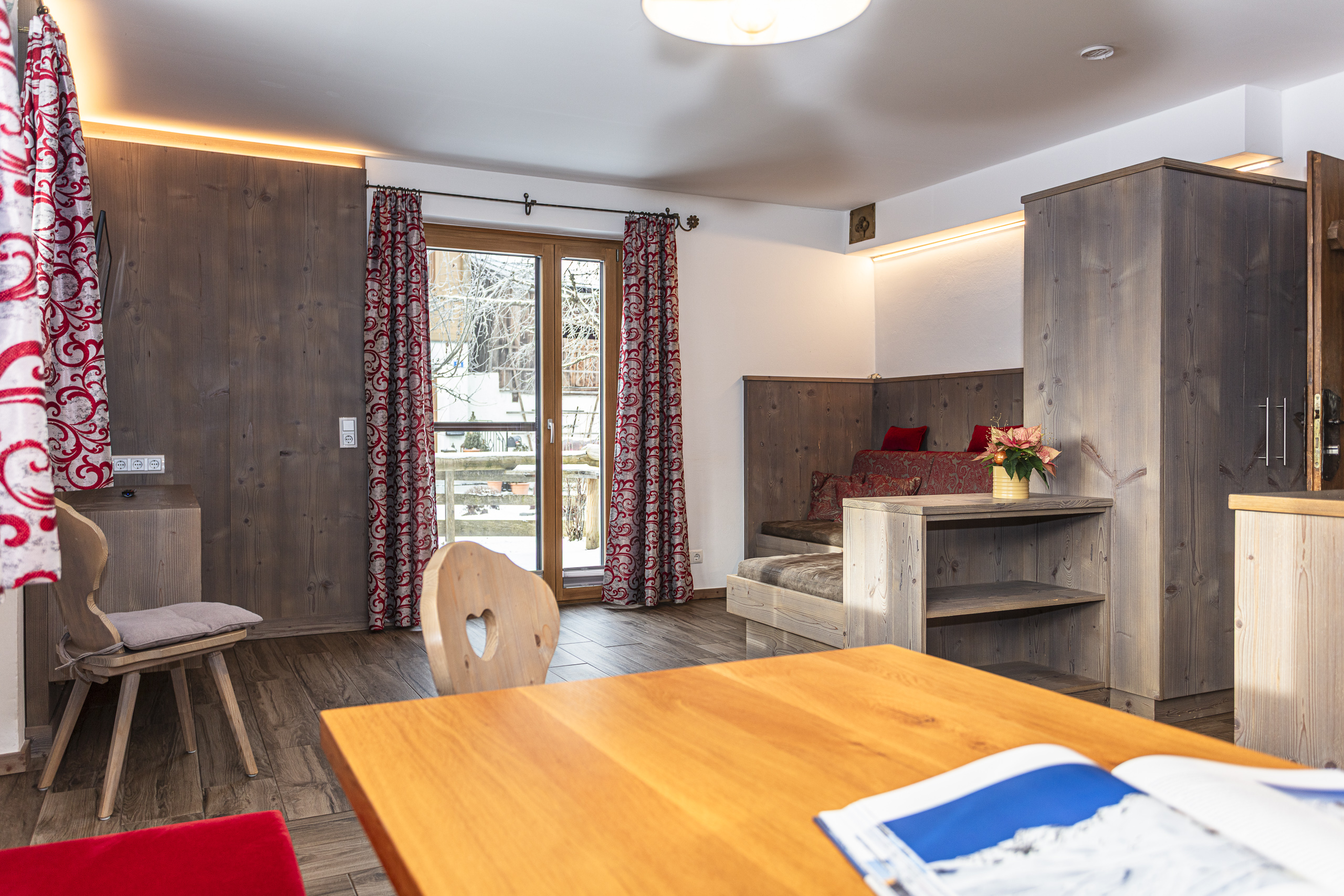 Maishofen Ferienwohnungen Unterkunft Vakantieverblijf Vakantiewonmingen Salzburgerland 2531 20260105